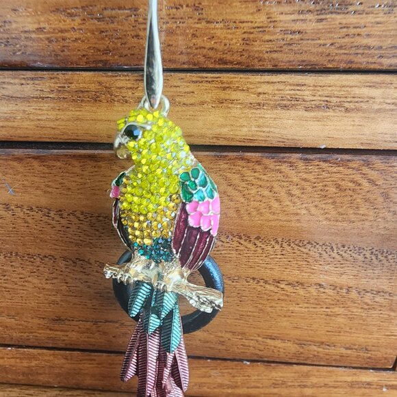 Parrot earings - Picture 2 of 7